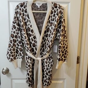 Time and Tru Knit Sweater in Brown and Cream